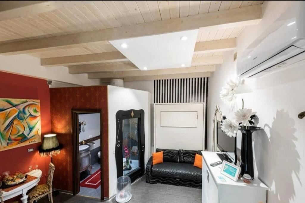 Apt 2 In The Historic Center Bari Exterior foto